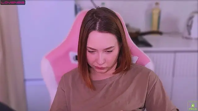 Airyhill online show from 04/15/26, 10:44