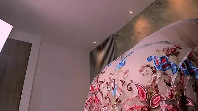 lola  sweetx online show from 02/07/25, 09:58