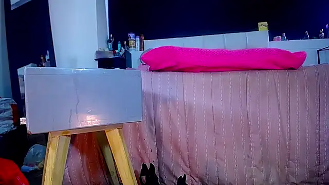 bellatrixx 69 online show from 10/10/25, 11:31