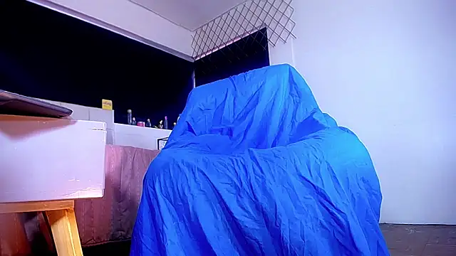 bellatrixx 69 online show from 10/27/25, 11:25