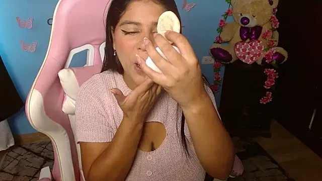 Candela-Smith online show from 04/09/26, 04:34