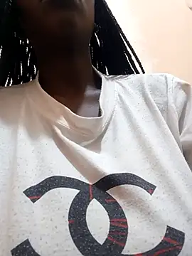 Swirly blac online show from 10/18/25, 05:32