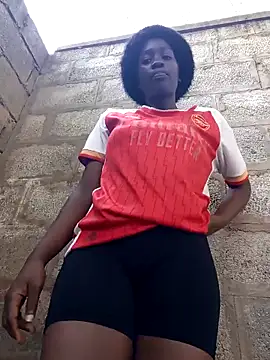 Swirly blac online show from 11/19/25, 05:40