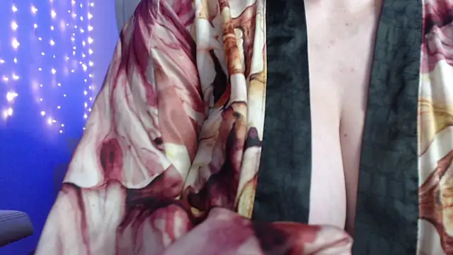 missdaniels online show from 02/14/25, 02:07