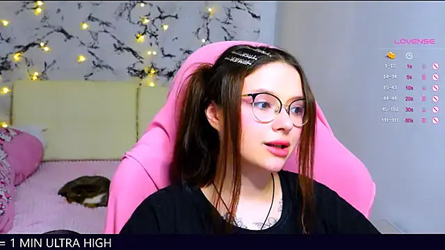 me  hanna online show from 03/10/25, 02:28