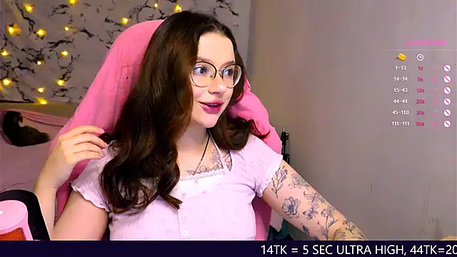 me  hanna online show from 03/17/25, 11:43