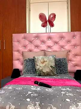 Snapshot of VeryGoodBadGirl1 chatting on 11/30/25, 08:51 VeryGoodBadGirl1 online show from 11/30/25, 08:51