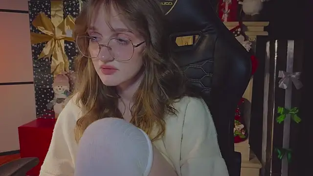 ELLIEJAY online show from 12/08/24, 02:39