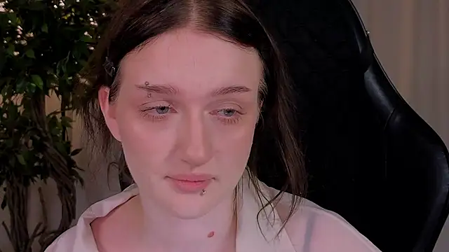 ELLIEJAY online show from 11/23/25, 05:18