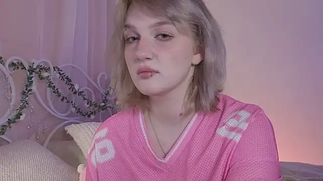 ELLIEJAY online show from 03/28/26, 05:18