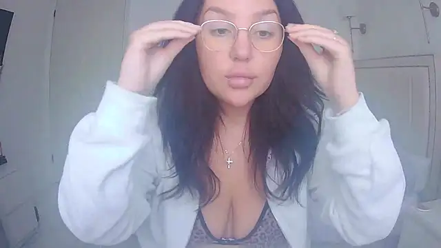 magical mia online show from 04/21/26, 10:21