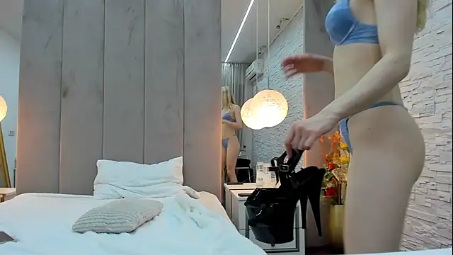 Yanna miana online show from 01/11/25, 03:23