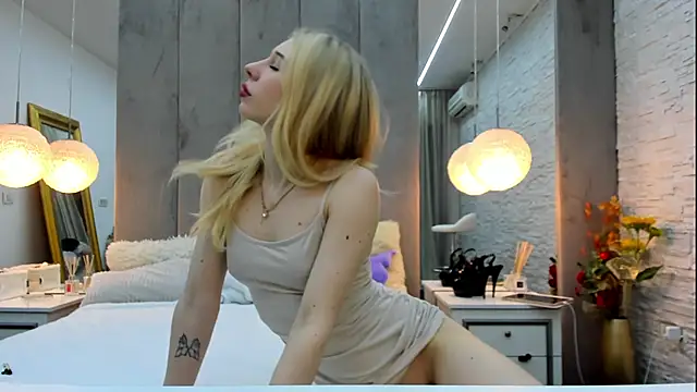 Yanna miana online show from 02/08/25, 07:38