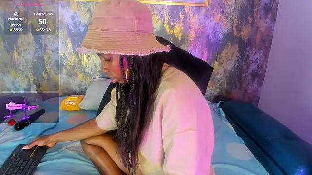 MonicaSchwartz online show from 12/16/25, 08:25