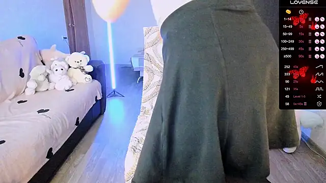 shimizyre    online show from 11/13/25, 10:36