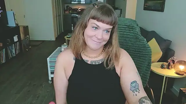 Snapshot of WendyDarling chatting on 05/26/26, 10:39 WendyDarling online show from 05/26/26, 10:39