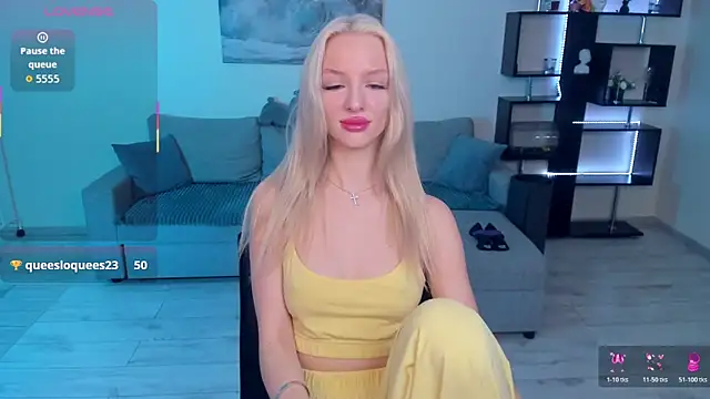 AleksaBlonde online show from 02/09/26, 11:36