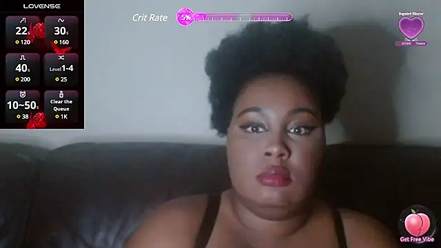 Snapshot of VictoriaLuv22 chatting on 01/15/25, 03:33 VictoriaLuv22 online show from 01/15/25, 03:33