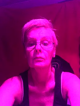 HelgaHimmell online show from 11/15/25, 09:43