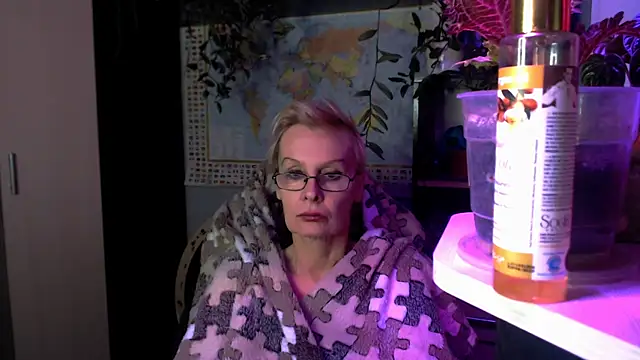 HelgaHimmell online show from 04/08/26, 09:37