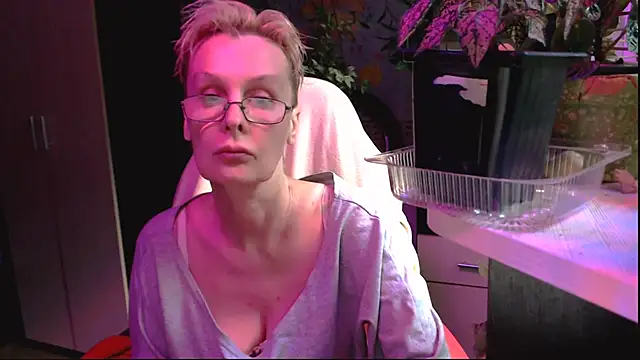 HelgaHimmell online show from 06/30/26, 05:14