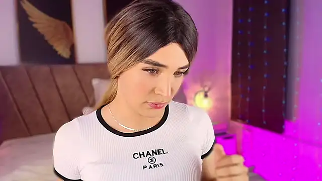 Missantonella  online show from 12/12/24, 10:09