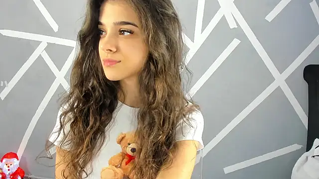 Snapshot of BabyAylin chatting on 12/04/24, 05:38 BabyAylin online show from 12/04/24, 05:38