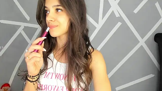 Snapshot of BabyAylin chatting on 12/30/24, 07:15 BabyAylin online show from 12/30/24, 07:15