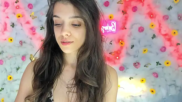 Snapshot of BabyAylin chatting on 01/14/25, 08:20 BabyAylin online show from 01/14/25, 08:20