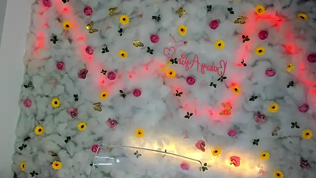 Snapshot of BabyAylin chatting on 02/23/25, 10:31 BabyAylin online show from 02/23/25, 10:31