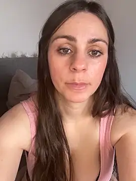 Snapshot of Loella-Rose chatting on 01/30/25, 09:47 Loella-Rose online show from 01/30/25, 09:47