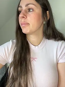 Loella-Rose online show from 04/17/26, 07:22