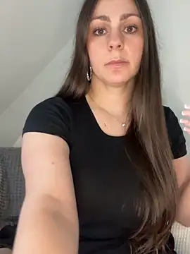 Loella-Rose online show from 04/19/26, 10:58