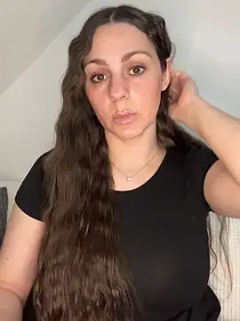 Loella-Rose online show from 04/28/26, 08:25