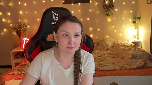 desperatehousewife   online show from 07/05/26, 05:42
