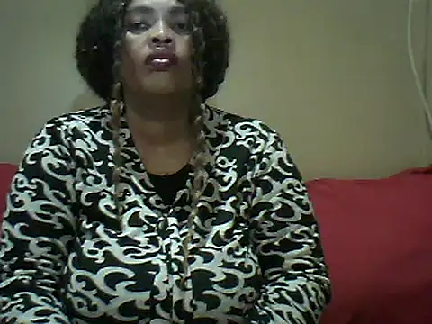 Snapshot of SexxyBoob chatting on 06/06/26, 12:27 SexxyBoob online show from 06/06/26, 12:27