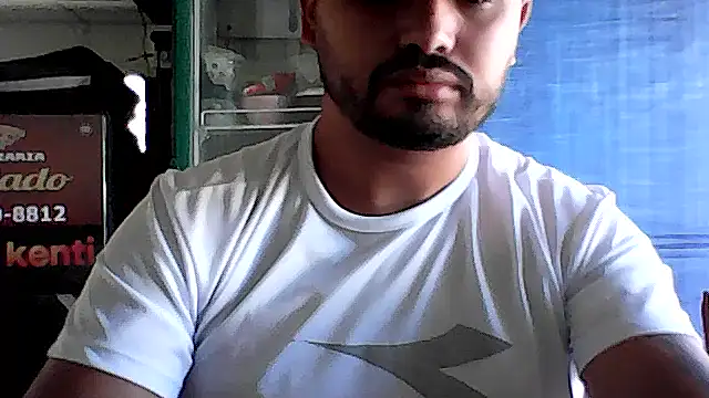 Luizcalado20 online show from 04/15/26, 02:57