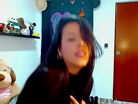 ella peck online show from 12/01/24, 08:20