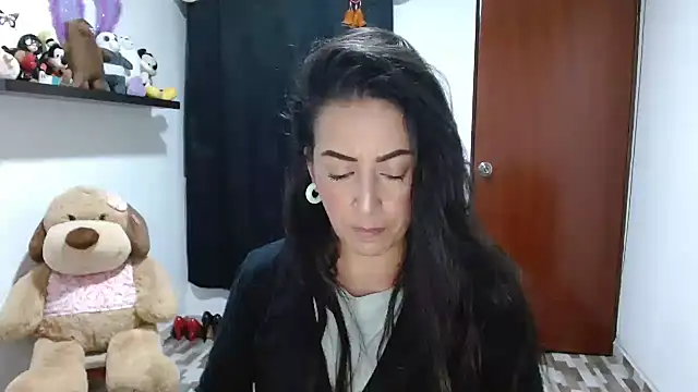 ella peck online show from 02/13/25, 01:29