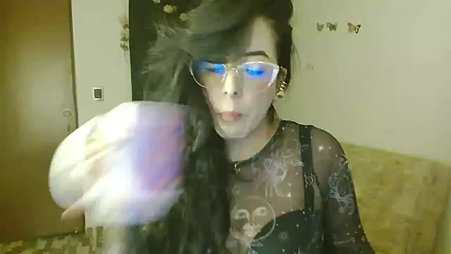 ella peck online show from 05/04/26, 05:03