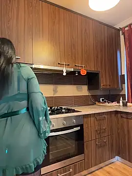 Hotmomcheckk  online show from 11/23/25, 12:05