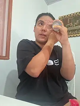 Sophie-hatter online show from 11/11/25, 04:51