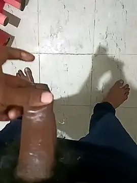 Snapshot of TeluguBlackDick chatting on 12/31/24, 09:31 TeluguBlackDick online show from 12/31/24, 09:31