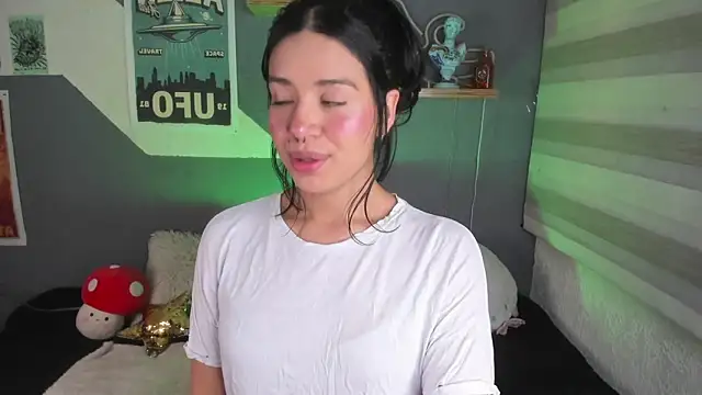 MiaaRose online show from 10/04/25, 05:22