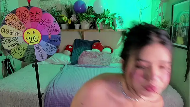 MiaaRose online show from 12/05/25, 05:20