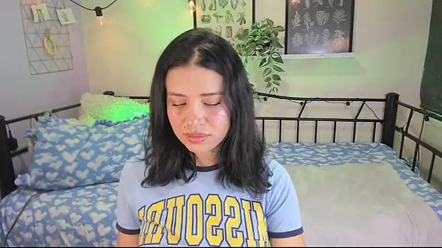 MiaaRose online show from 12/23/25, 05:38