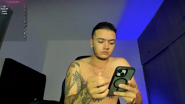 male pussy online show from 11/27/25, 04:53