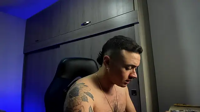 male pussy online show from 12/04/25, 09:23