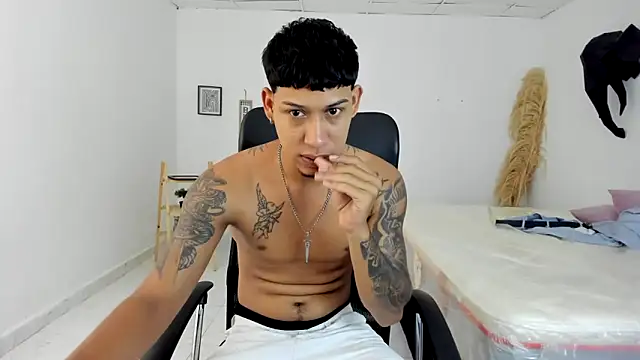 slim master12 online show from 04/02/26, 09:56