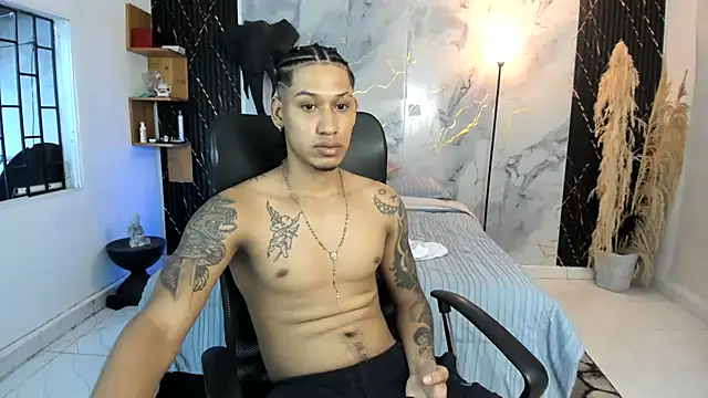 Snapshot of slim_master12 chatting on 06/24/26, 09:58 slim master12 online show from 06/24/26, 09:58